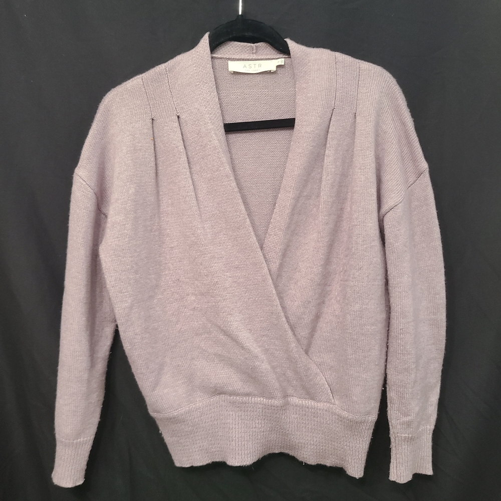 ASTR Label Wrap V-Neck Long Sleeve Lilac Wool Blend Sweater Soft Romantic
